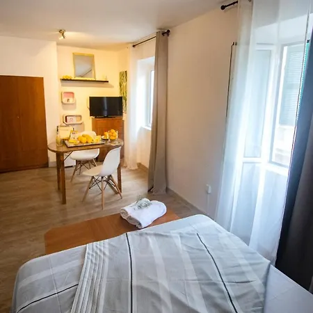 Summer Me - Luxury Suites And Apartments Apartment
