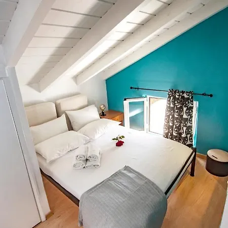 Summer Me - Luxury Suites And Apartments